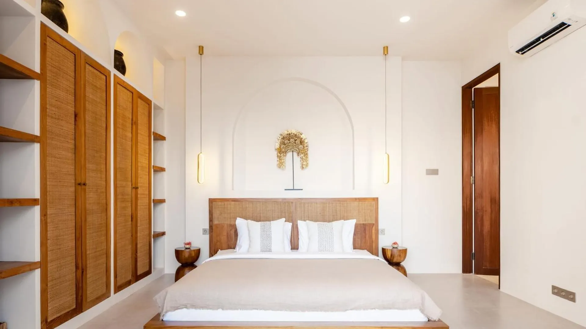 Casa Pelagos 3 Bedroom Villa With Private Pool Kerobokan  0*, Kerobokan (Bali)