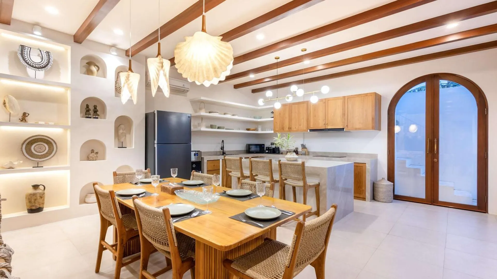 Casa Pelagos 3 Bedroom Villa With Private Pool Kerobokan   Kerobokan (Bali)